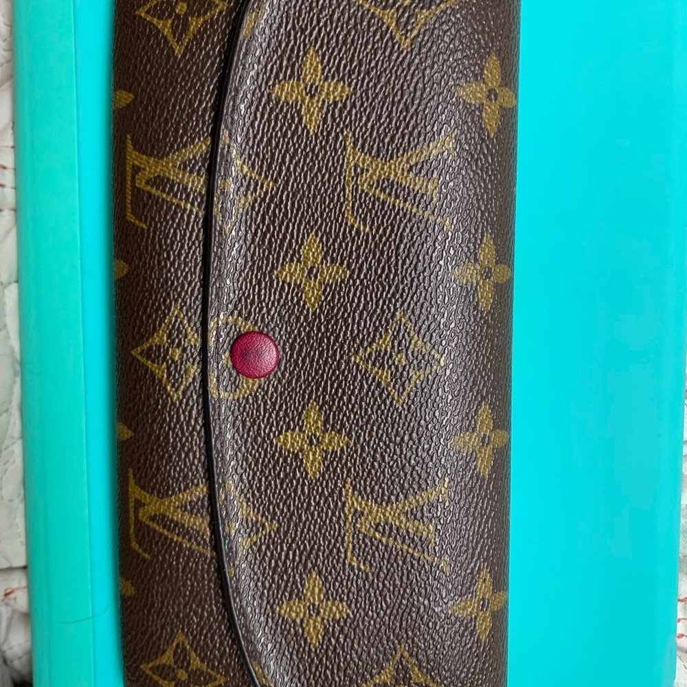 Louis Vuitton Dark Pink Emilie Wallet!!